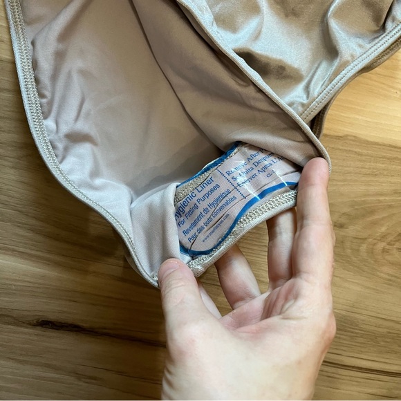 NWOT Good American Swim  Shine Show Off One Piece Color Mink - Picture 10 of 12